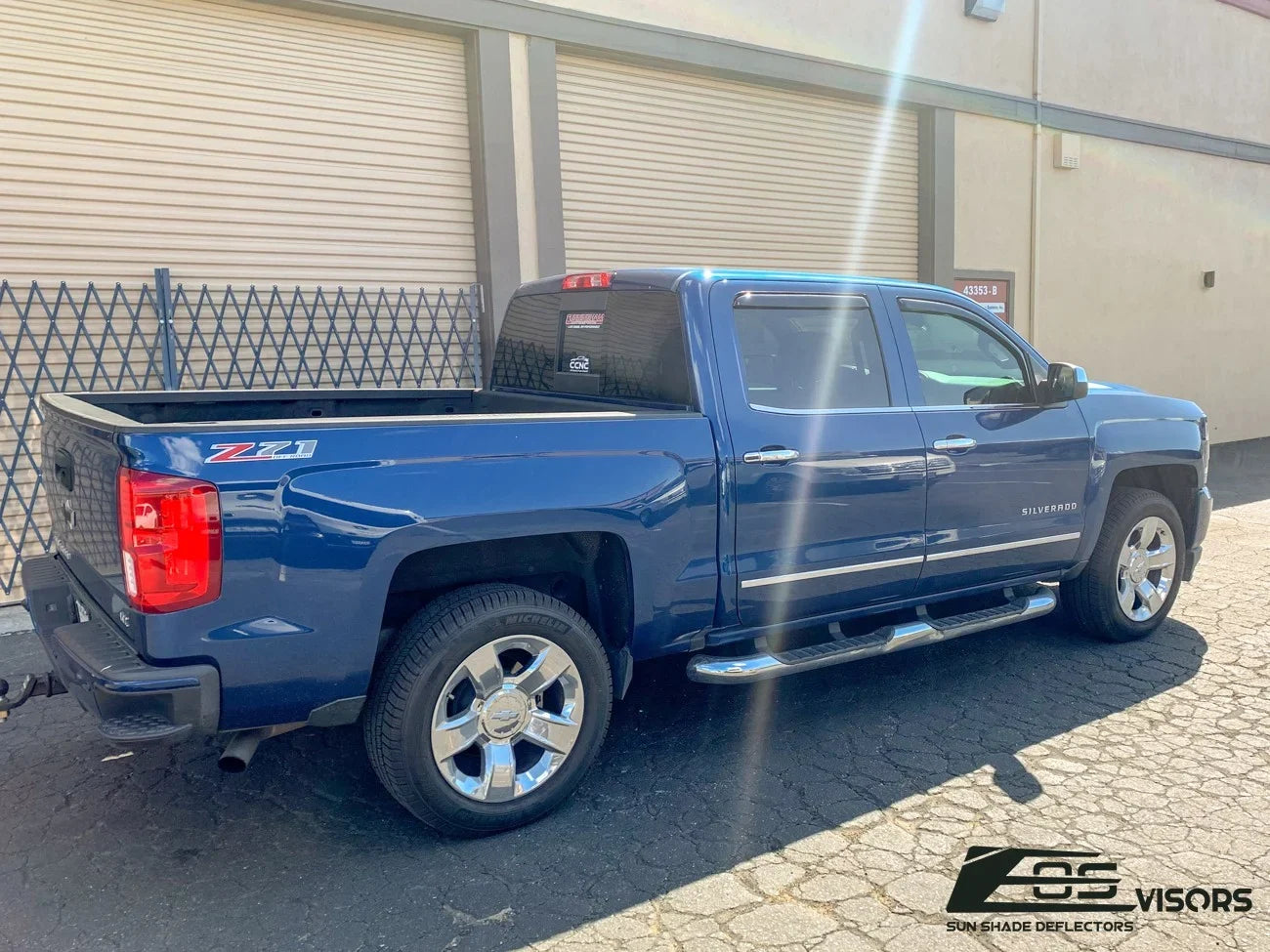Extreme Online Store Fits ALL 2014-2018 Chevrolet Silverado 1500 Crew Cab Models | EOS Visors IN-CHANNEL Style SMOKE TINTED Side Vents Window Deflectors Rain Guards