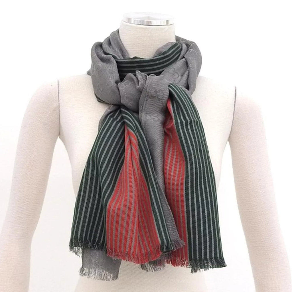 Pre-Owned Gucci Men,Women Cotton Silk Stole Gray,Green,Red Color (Good)