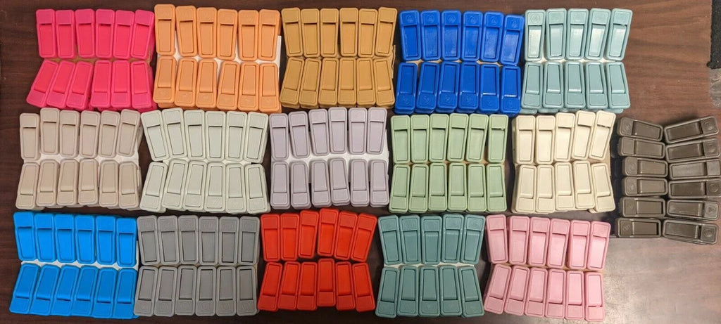LOT OF 48 - JOY MANGANO HUGGABLE Black HANGER CLIPS (Turquoise)