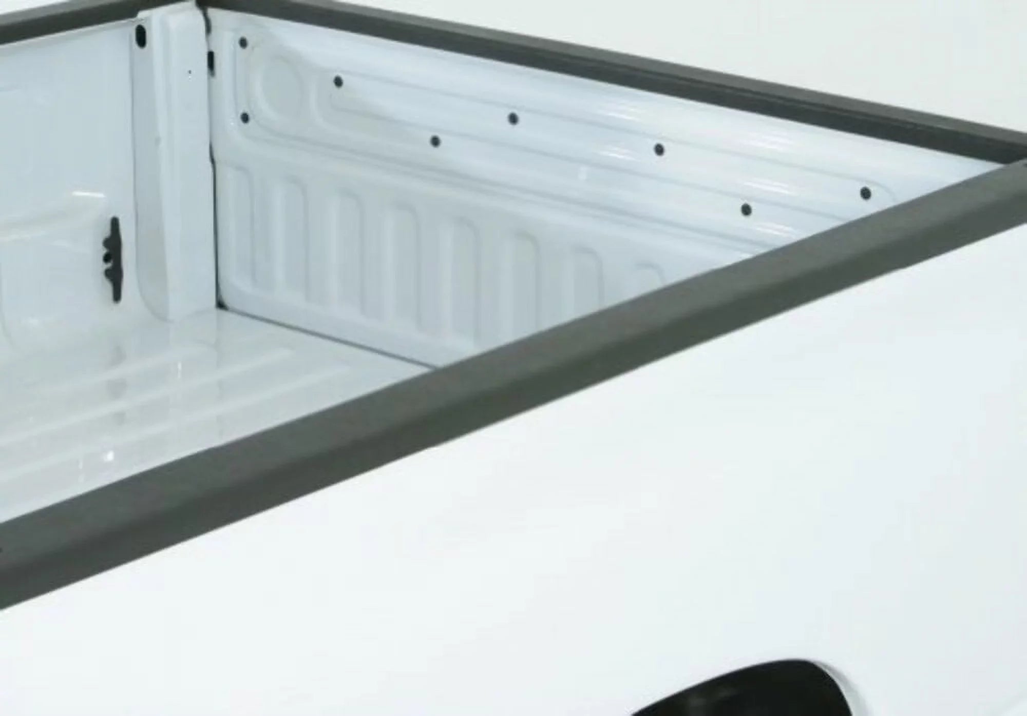 Wade 72 40621 Truck Bed Rail Caps Black Smooth Finish Without Stake Holes For Fits select: 1999-2001,2003-2004 FORD RANGER