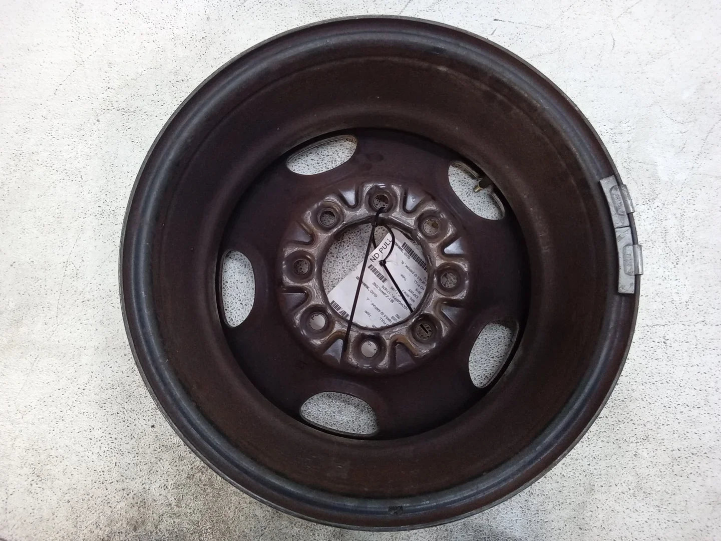 Pre-Owned 2019 Chevrolet Express 2500 Van 16X6.5 Wheel Single Steel Rim 8 Lugs OEM (Good)