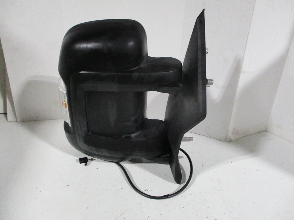 Pre-Owned 14-15 Dodge ProMaster Passenger RH Manual Fold Door Mirror OEM LKQ (Good)
