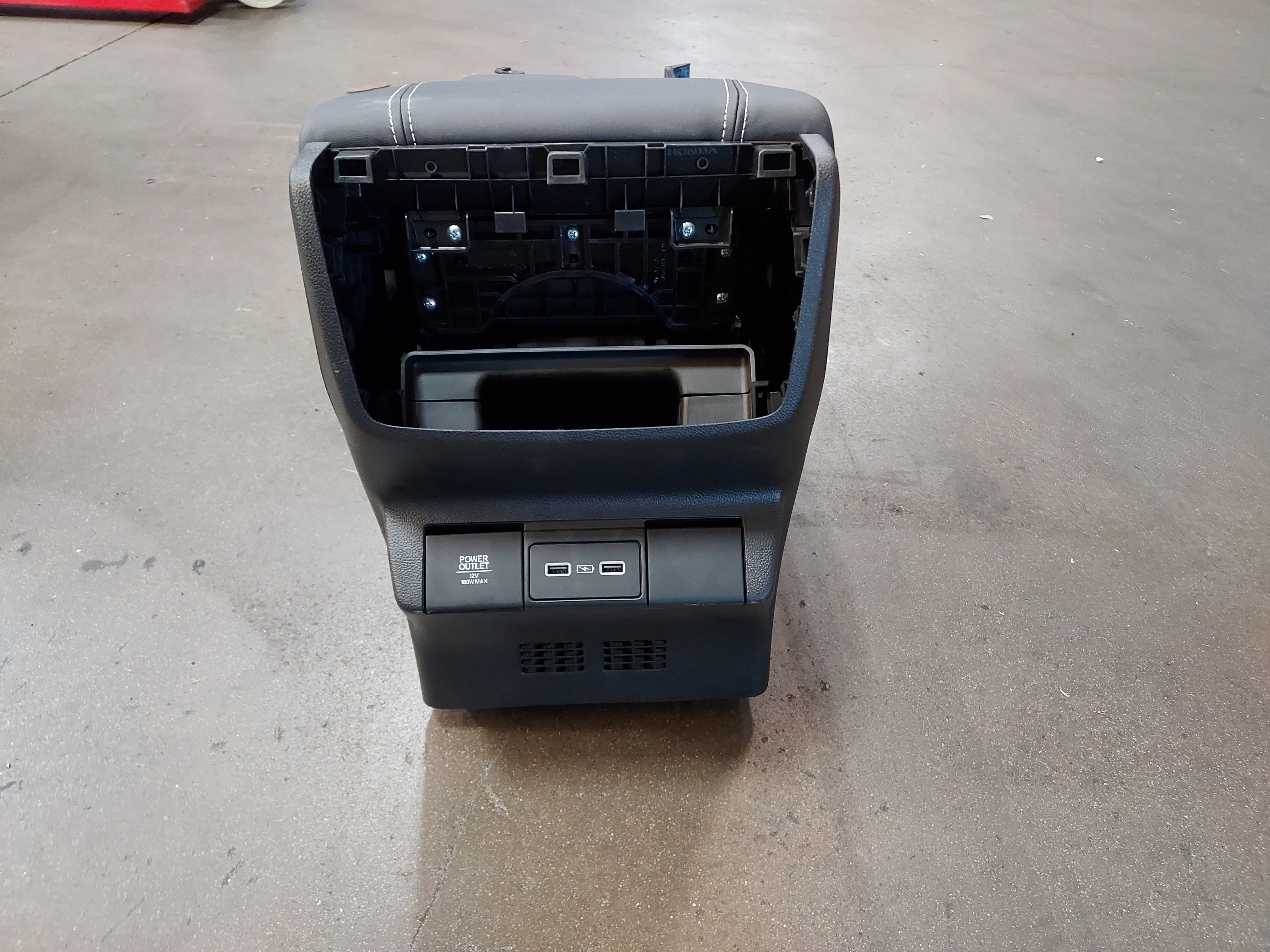 Pre-Owned 2022-2023 Acura MDX Floor Center Console OEM LKQ (Good)