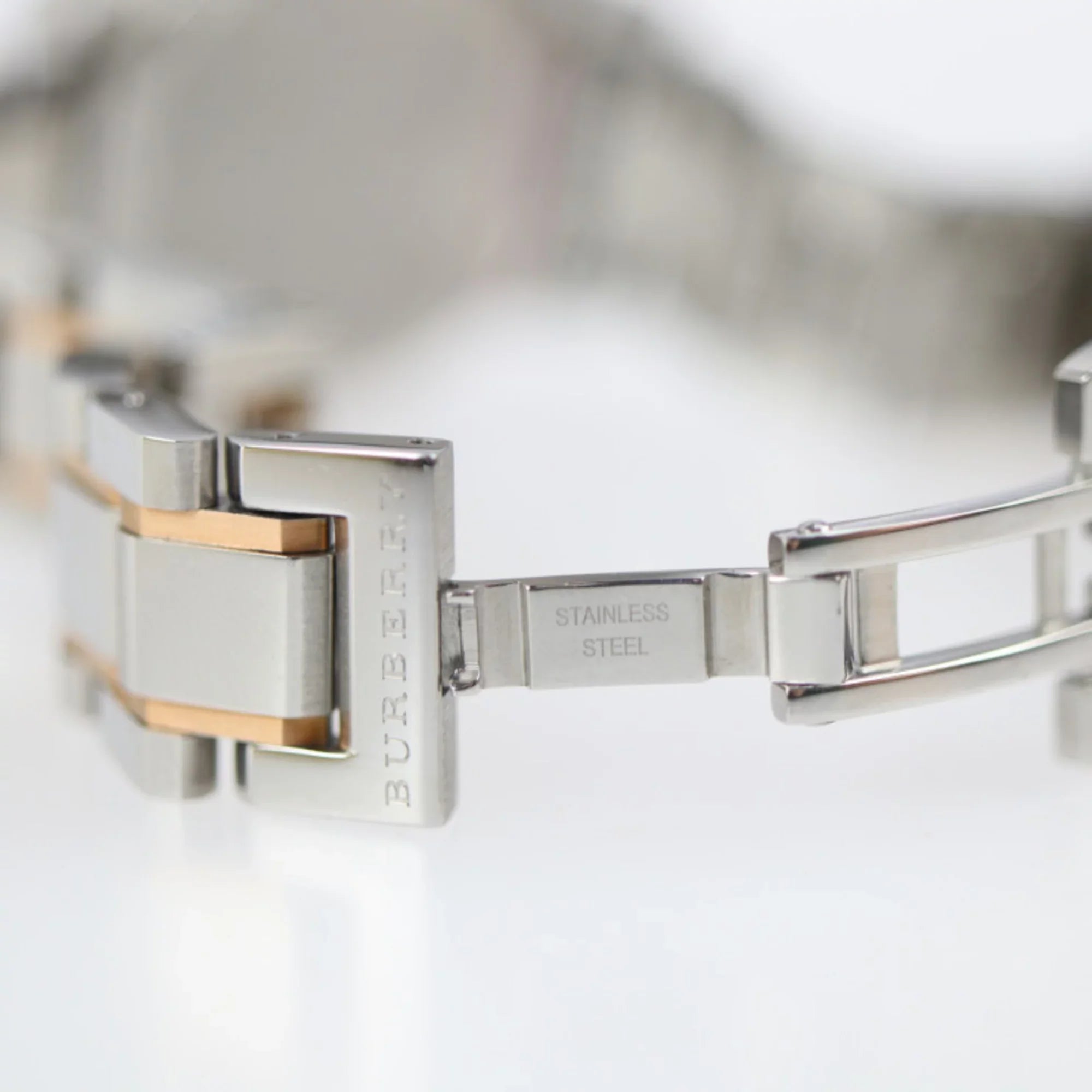 Pre-Owned BURBERRY Burberry THE CITY watch BU9105 stainless steel silver rose gold quartz (Good)