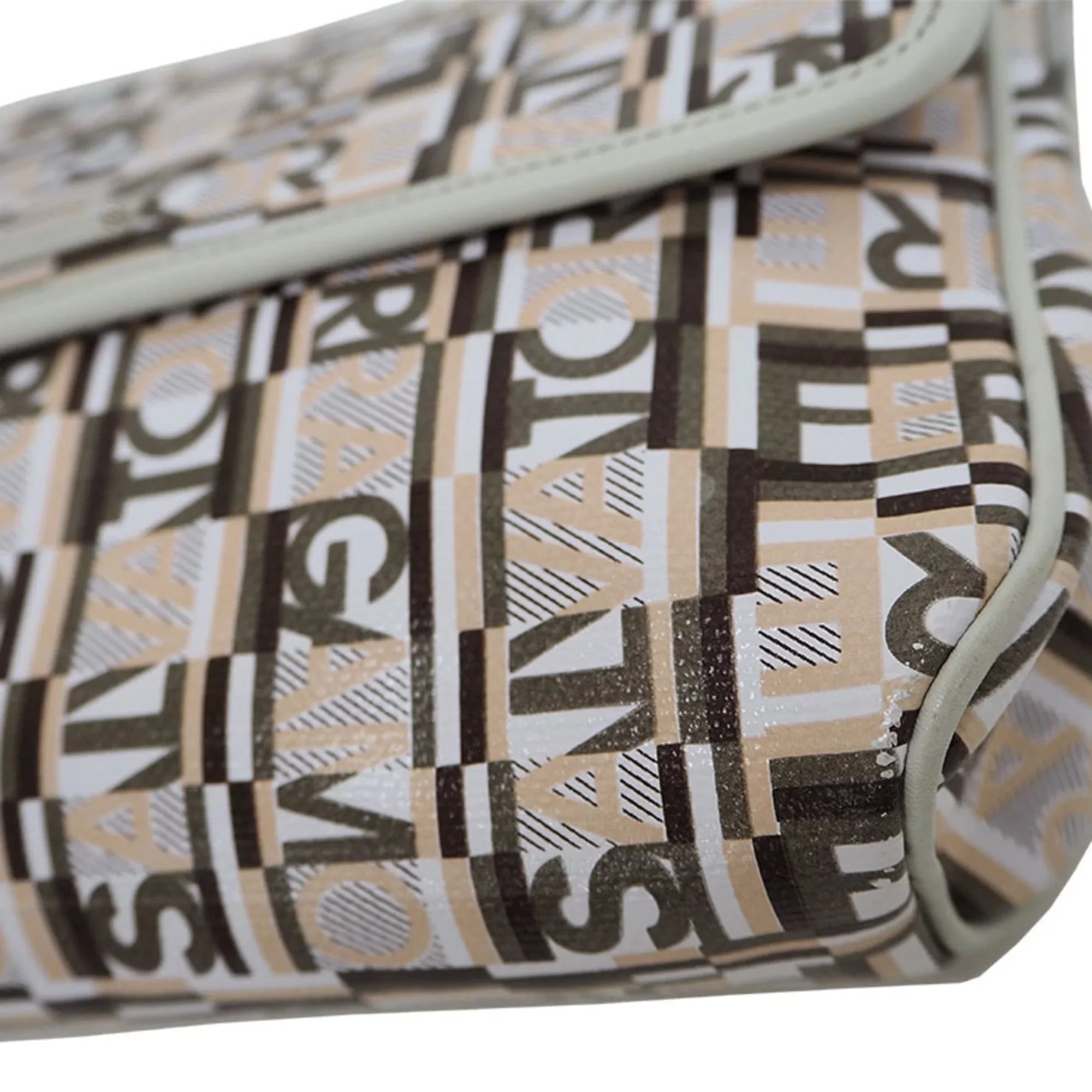Pre-Owned Salvatore Ferragamo PVC,Leather Shoulder Bag Beige (Good)
