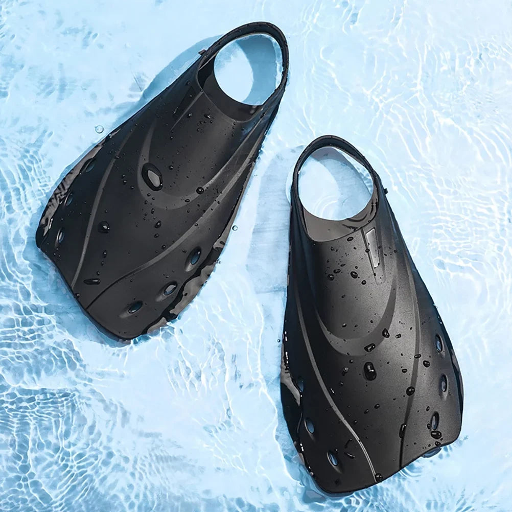 Gongxipen 1 Pair Adjustable Short Swim Fins Snorkeling Swimming Flippers for Women Men