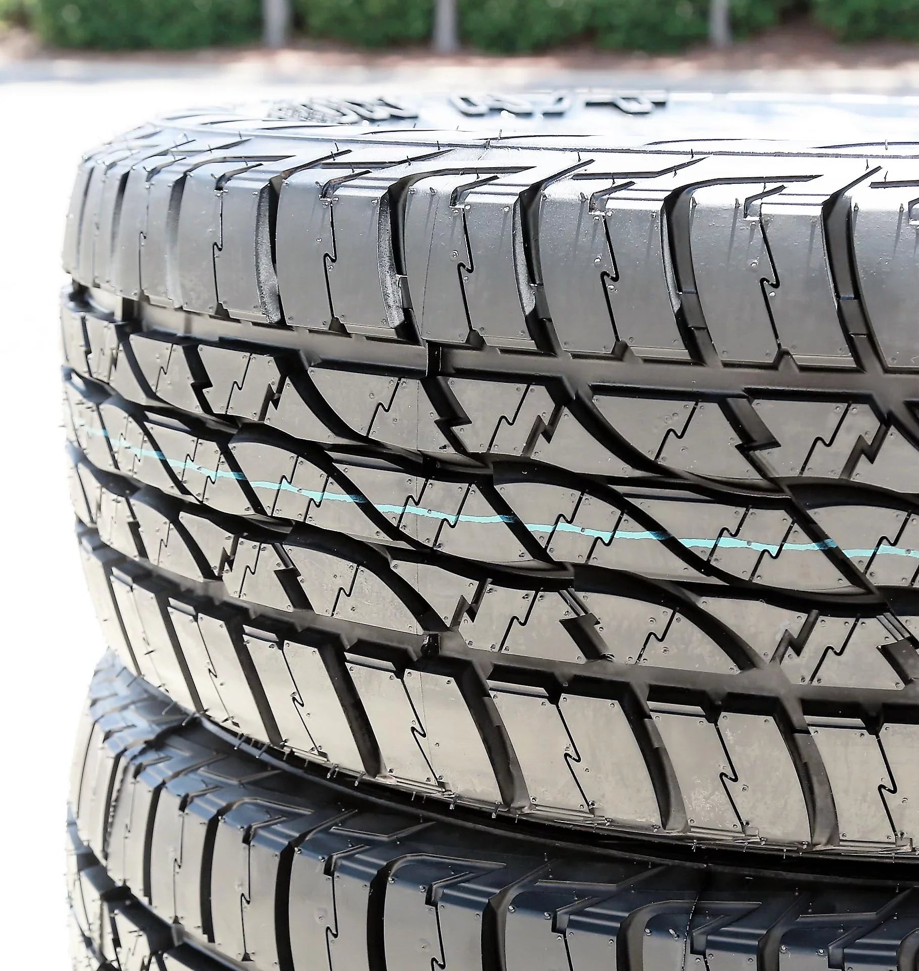 Set of 4 (FOUR) Accelera Omikron A/T LT 265/75R16 123/120Q E 10 Ply AT All Terrain Tires Fits: 2000-02 Dodge Ram 2500 Base, 2013-14 Toyota FJ Cruiser Base